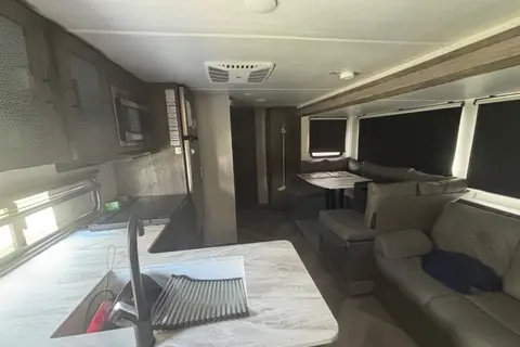 Morley Family Forest River 273QBXL Travel TraileR