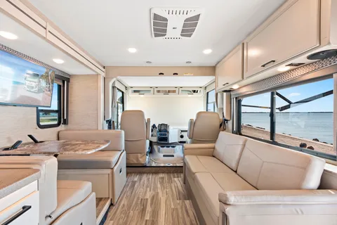 Thor ACE Luxury RV: Spacious Bunk Beds, Pet-Friendly & Fully Loaded