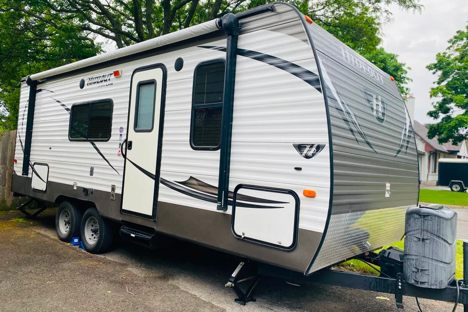 michelly's hideout LHS Travel Trailer
