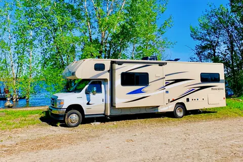 Winnebago 2022 Minnie Winnie 31H Classe C