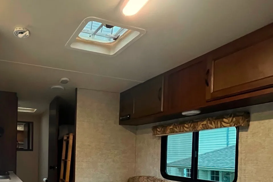 Family Friendly camper Jay Flight SLX