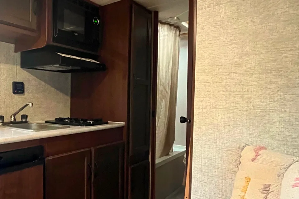 Family Friendly camper Jay Flight SLX