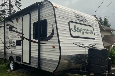 Family Friendly camper Jay Flight SLX
