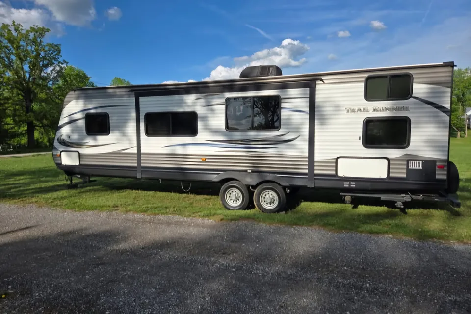 CozyRidez Heartland Trail Runner Travel Trailer