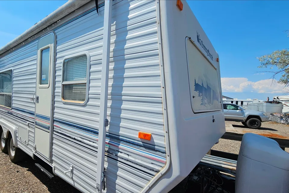 The hassel free Sunnybrook camper