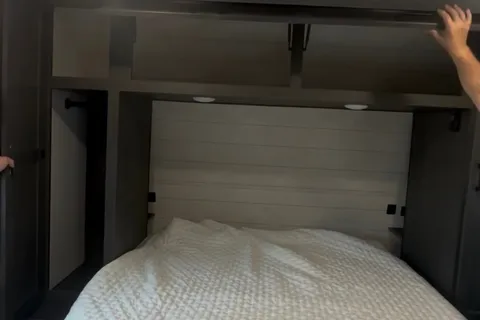 ARCV Venture RV Stratus Travel Trailer