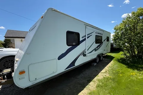 Pilgrim International Cirrus Ultra Lite 25 CRK Travel Trailer