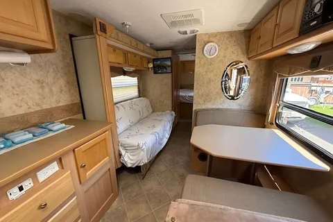 Pilgrim International Cirrus Ultra Lite 25 CRK Travel Trailer