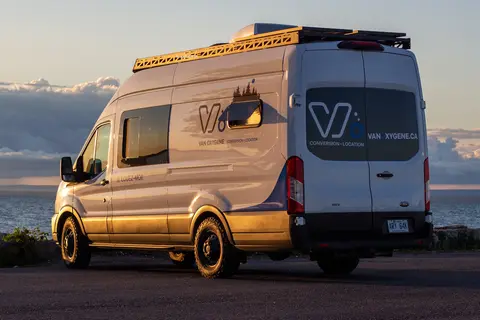 Van Oxygène - Ford Transit 2022 - AWD High Roof Extended Length 22 pi - Classe B