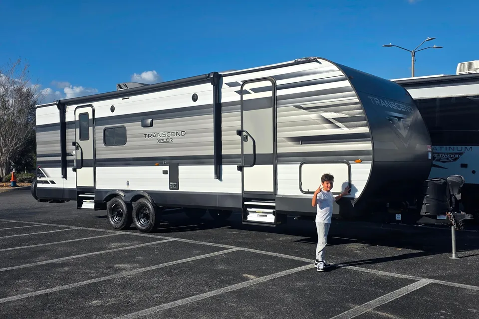 Cysneiros Grand Design Transcend  Xplor series M-265BH Travel Trailer