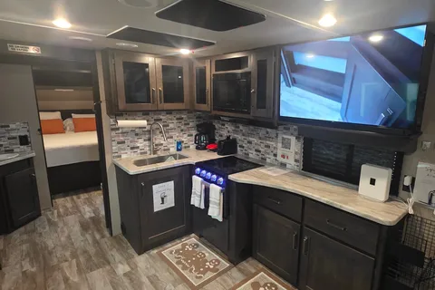 Cysneiros Grand Design Transcend  Xplor series M-265BH Travel Trailer