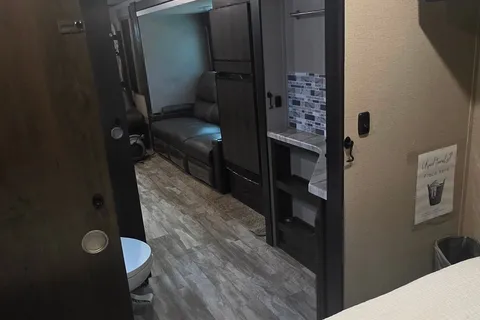 Cysneiros Grand Design Transcend  Xplor series M-265BH Travel Trailer