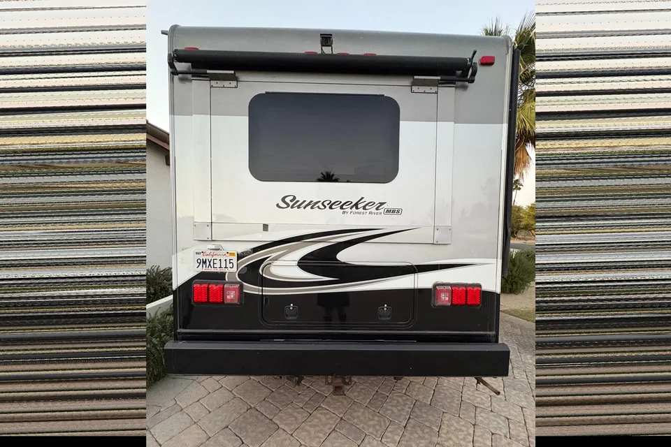 Jennifer's Forest River Sunseeker MBS 2400 Class C