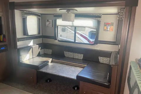 Heartland Trailrunner Toy Hauler