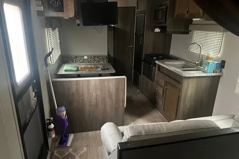 Stowers’s Family Bunkhouse Travel Trailer