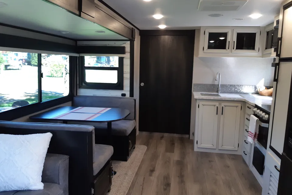 Kim's Jayco Jay Feather