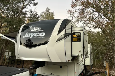 Ultimate luxury family camper !Jayco Eagle 321RSTS Fifth Wheel
