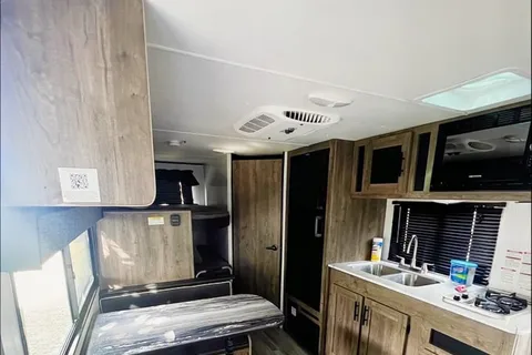 Pioneer BH170 RV
