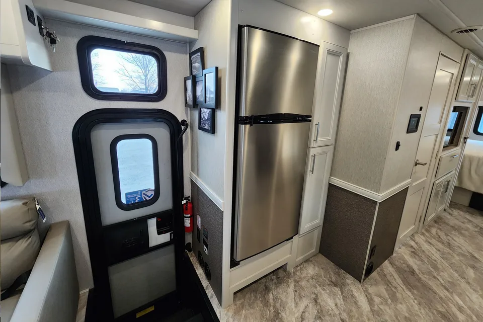 2023 Holiday Rambler Eclipse 34J Luxury Class A RV