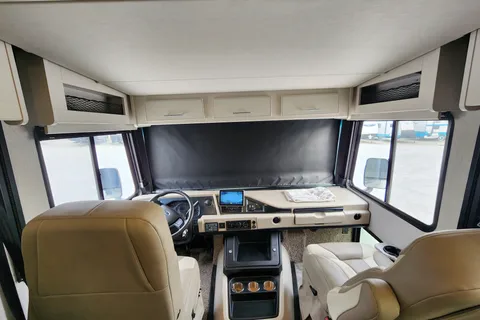 2023 Holiday Rambler Eclipse 34J Luxury Class A RV