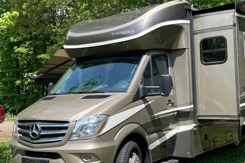 Luxury & Efficiency: 2017 Dynamax Isata 3 (Mercedes Diesel) - Isata (Meaning: To Bring Joy)