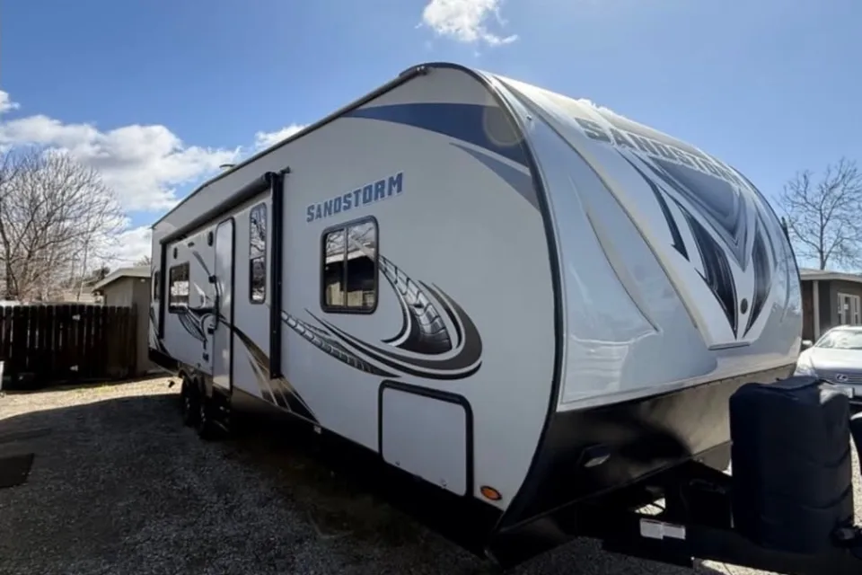Raymond's Forest River Sandstorm 282SLR Toy Hauler