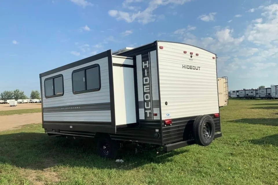 N&S Keystone 186ss Travel Trailer