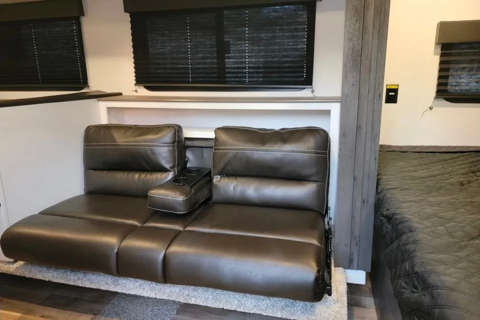 N&S Keystone 186ss Travel Trailer