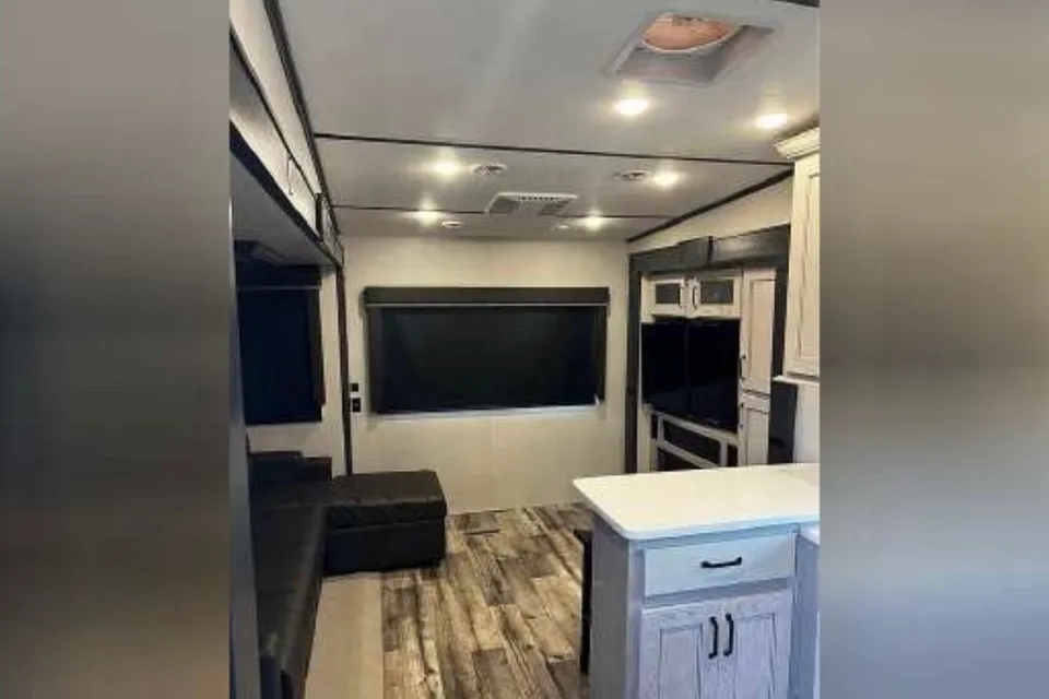 Keystone Montana High County 281CK Fifth Wheel