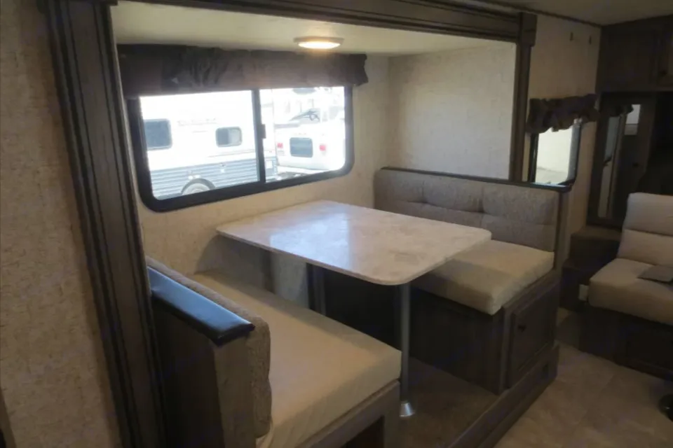 'Annie' 2019 Coachmen Forest River Apex Nano ACO1945