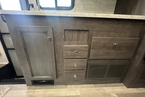2025 Jayco Redhawk 22CF sleeps 6
