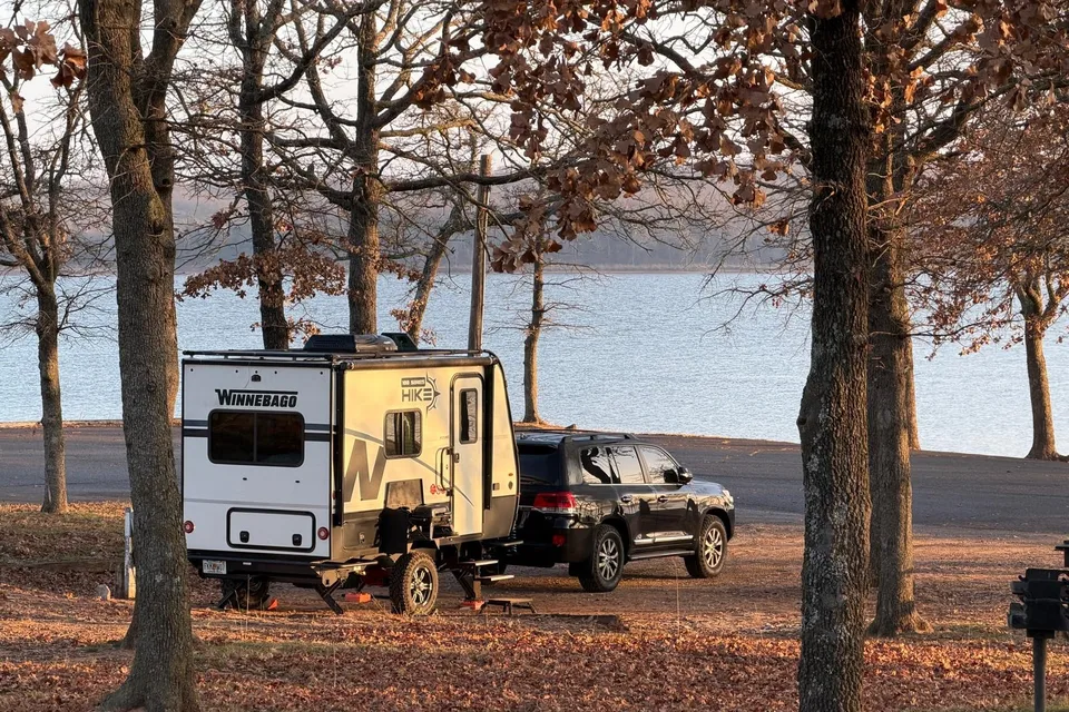 Cozy Couple’s Camper | Winnebago Hike 100 | Pet Friendly + Easy Tow