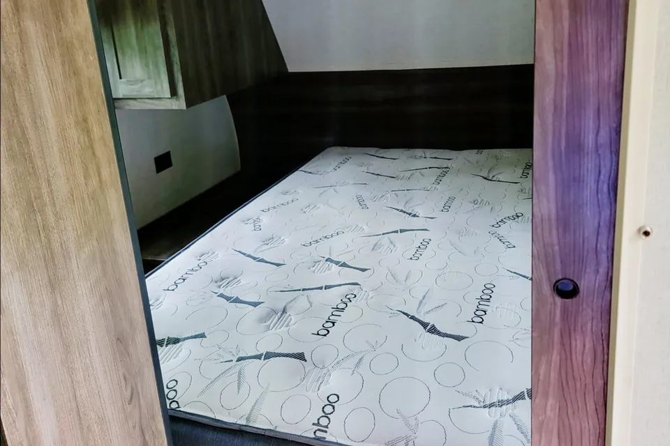 Tammy's Starcraft Autumn Ridge 27bh Travel Trailer