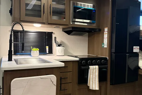 2026 Wildcat, Bunkhouse, Sleeps 8, $500 Deposit, **Base Access**