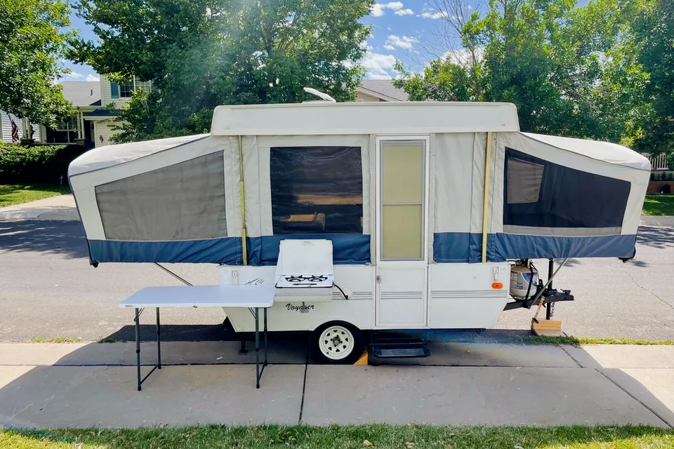 Matthew's Dutchmen VOYAGER Tent Trailer