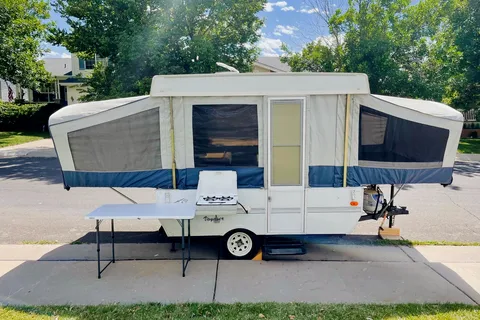 Matthew's Dutchmen VOYAGER Tent Trailer