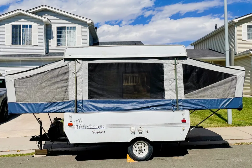 Matthew's Dutchmen VOYAGER Tent Trailer