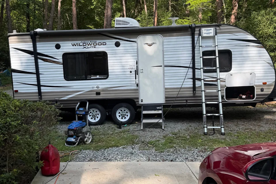 Herschel's Forest River 241QBXL Travel Trailer