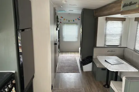 2024 Eddie Bauer BH — We Deliver & Set Up, Sleeps 10”