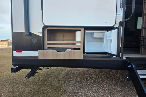 The luxurious Grand Design Imagine 2800 BH Travel Trailer