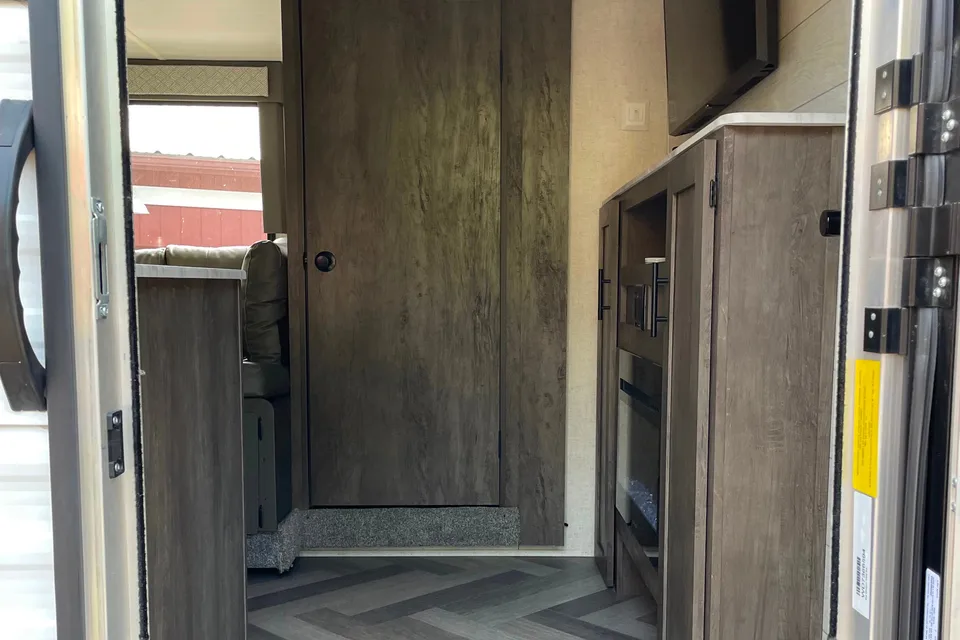 Forest River Wildwood 240bhxl Travel Trailer