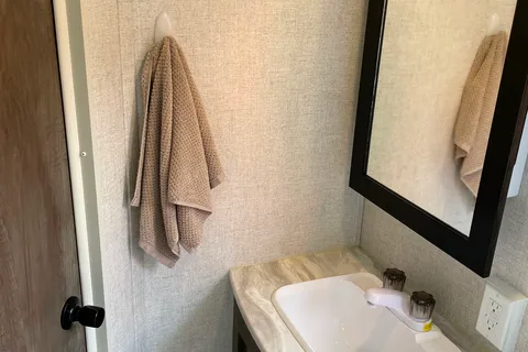 Forest River Wildwood 240bhxl Travel Trailer