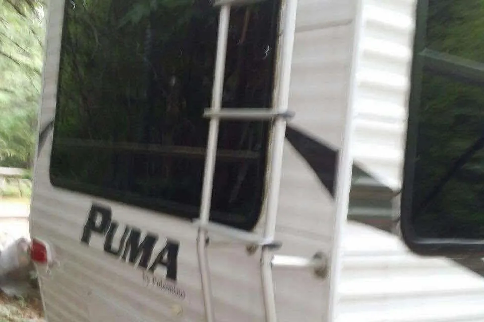 Gilles's Forest River Puma 253 fb 2011 like new Fifth Wheel