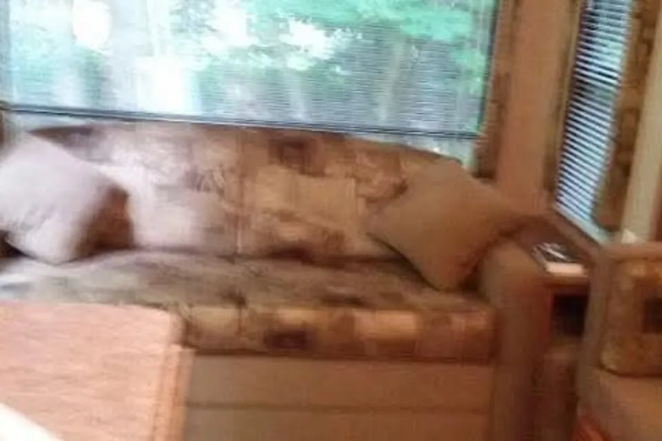 Gilles's Forest River Puma 253 fb 2011 like new Fifth Wheel