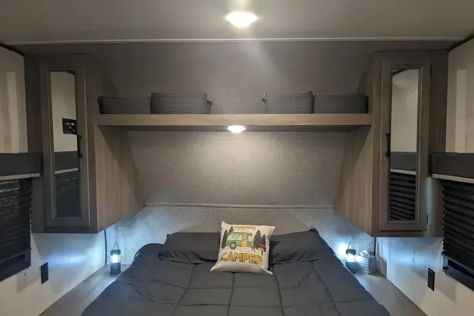 Cozy Couples Camper near Glacier - Pet Friendly!