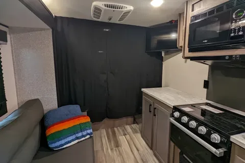 Cozy Couples Camper near Glacier - Pet Friendly!
