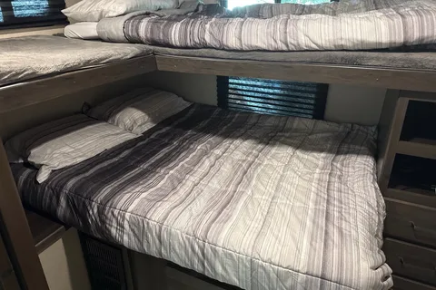 Todd's Grand Design Transcend 297 QB Travel Trailer
