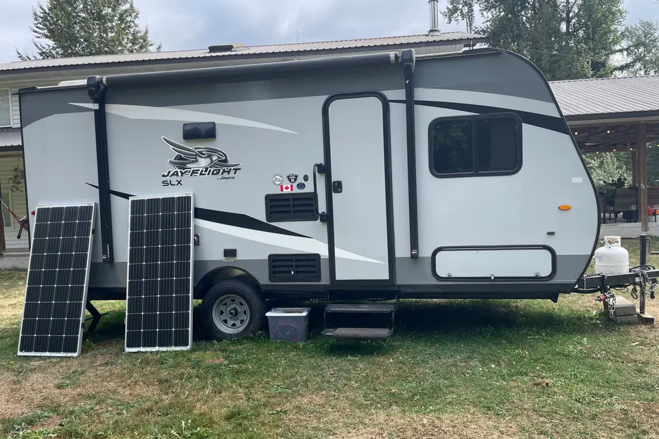 Laurel's Jayco Jayflight SLX Travel Trailer