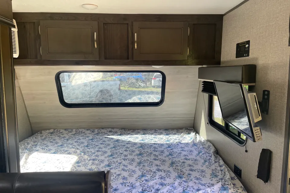 Laurel's Jayco Jayflight SLX Travel Trailer