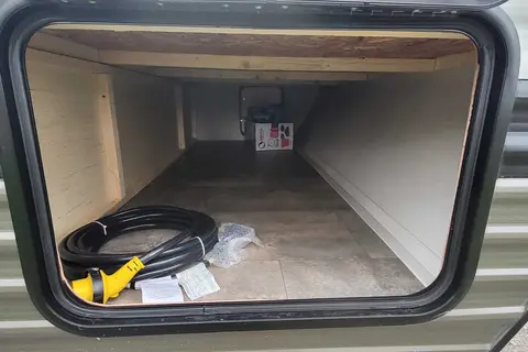 Amanda's Palomino Puma Travel Trailer